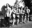 1953 - TUS Recke fährt zum Turnfest nach Hamburg - vl Robert Schmitz - Armin Rambowski - Alfred Kellermeier - Walter Schmidt - Klaus Hartwig - Reinhard Witte.jpg
